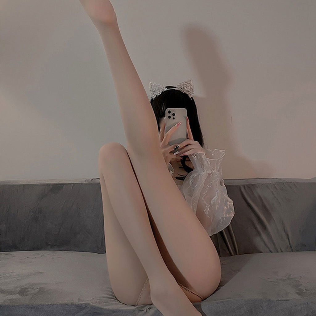 Fee Et Moi - Seductive Skintone Sheer Crotchless Pantyhose