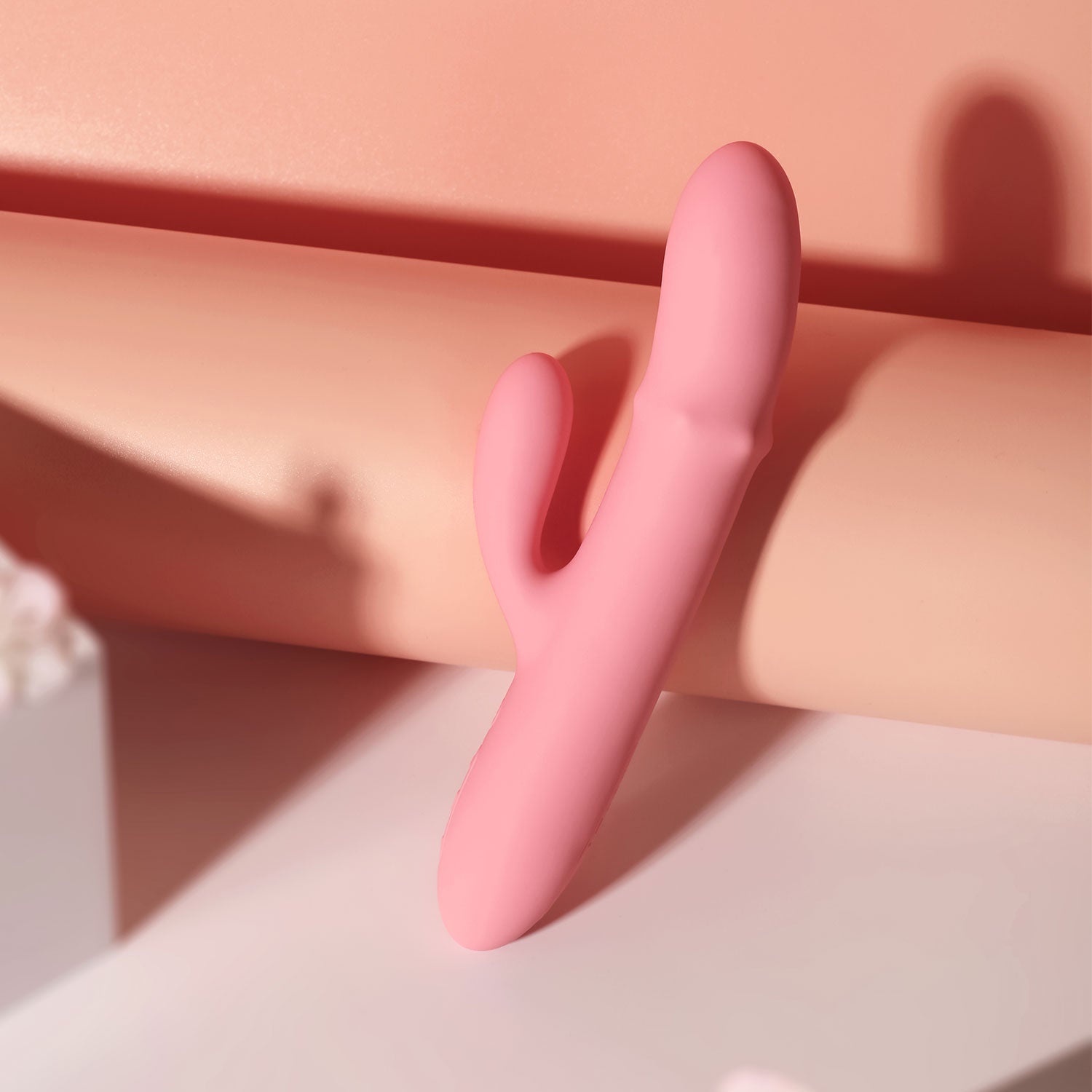 Svakom - Mora Neo App-controlled Thrusting Rabbit Vibrator
