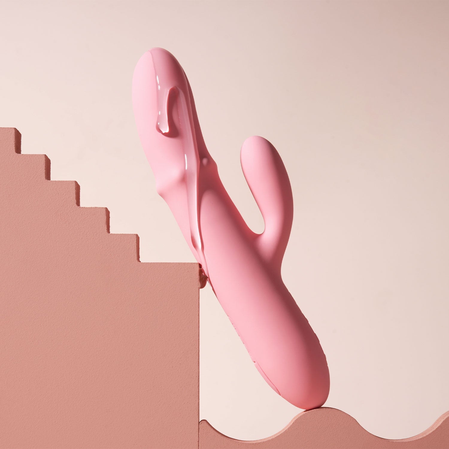 Svakom - Mora Neo App-controlled Thrusting Rabbit Vibrator